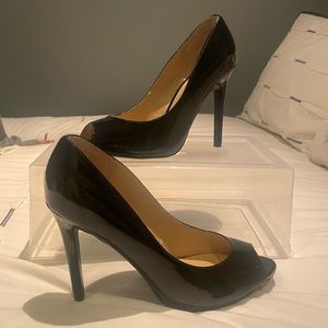 Guess Peep Toe Heels size 9.5